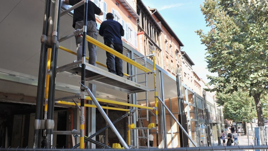 Toulouse : Un Monop’ sur la place Esquirol début 2011